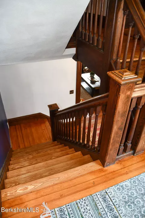 20 Stearns Ter, Chicopee, MA 01013 photo 22