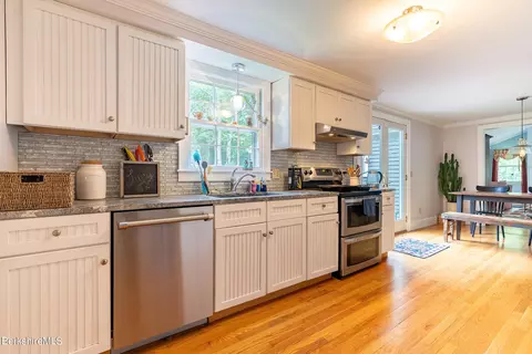 347 S Undermountain Rd, Sheffield, MA 01257 photo 8