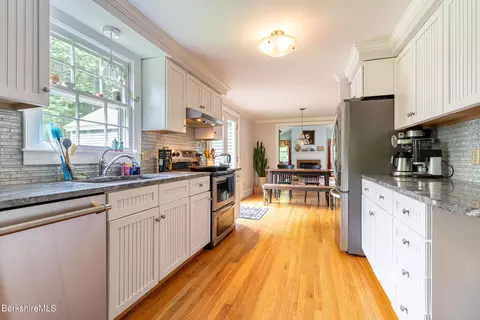 347 S Undermountain Rd, Sheffield, MA 01257 photo 7