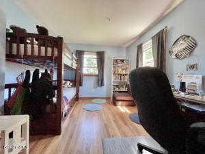 695 Fairview St, Lee, MA 01238 photo 15