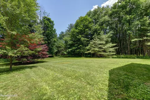 305 S Undermountain Rd, Sheffield, MA 01257 photo 17