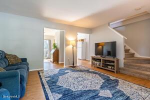 143 Appleton Ave, Pittsfield, MA 01201 photo 3