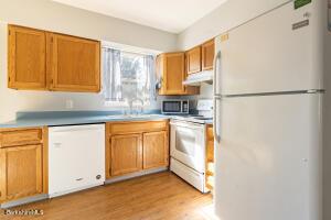 143 Appleton Ave, Pittsfield, MA 01201 photo 10