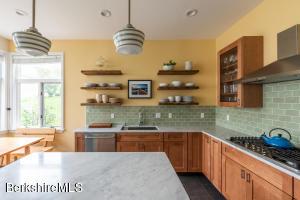 770 Summer St #16B, Lee, MA 01238 photo 6