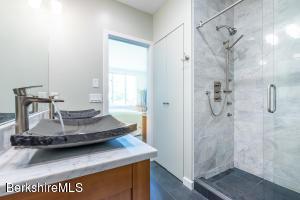 770 Summer St #16B, Lee, MA 01238 photo 9