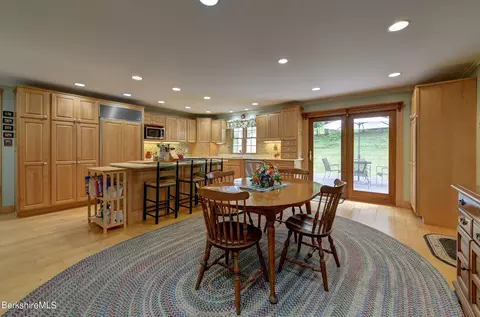 30 Maritta Ave, Lee, MA 01238 photo 14