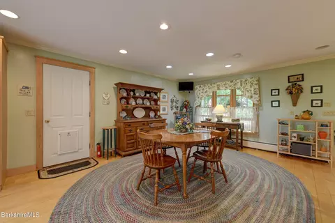 30 Maritta Ave, Lee, MA 01238 photo 15
