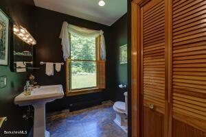 3 Bishop Estate Rd, Lenox, MA 01240 photo 17