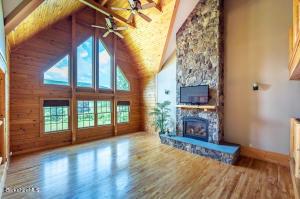 33 Main Rd, Tyringham, MA 01264 photo 7