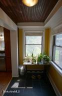 16 Whitehead Pl, Pittsfield, MA 01201 photo 10
