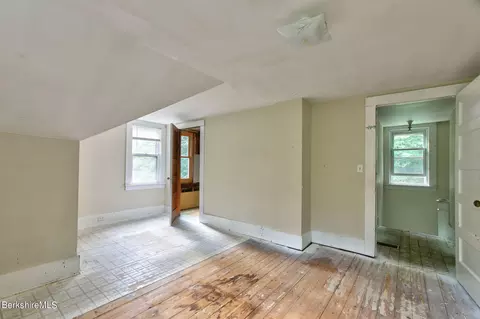65 Robert St, Lee, MA 01238 photo 21