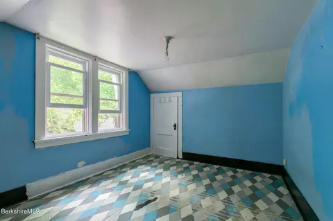 65 Robert St, Lee, MA 01238 photo 22