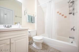4 Gleneagles Dr, Lenox, MA 01240 photo 27