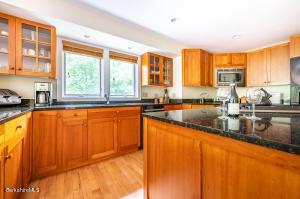 4 Gleneagles Dr, Lenox, MA 01240 photo 11