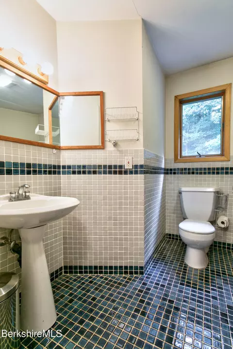 3 Gilbert Rd, Egremont, MA 01230 photo 18