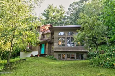 3 Gilbert Rd, Egremont, MA 01230 photo 1
