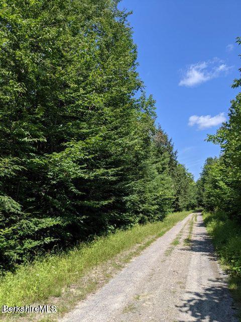 0 Trail Cir, Becket, MA 01223