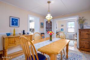 929 Simonds Rd, Williamstown, MA 01267 photo 10