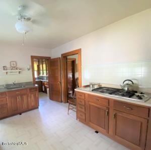 89 Taconic Ave, Lenox, MA 01240 photo 10
