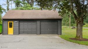 277 County Rd, Sheffield, MA 01257 photo 3