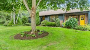 277 County Rd, Sheffield, MA 01257 photo 2