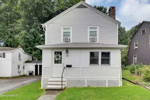35 High St, Lee, MA 01238 photo 1