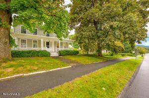 104 High St, Lee, MA 01238 photo 1