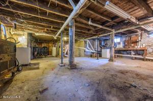 104 High St, Lee, MA 01238 photo 37