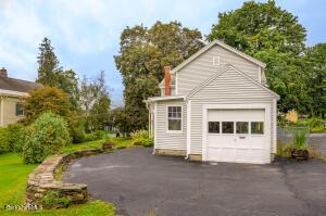 104 High St, Lee, MA 01238 photo 25