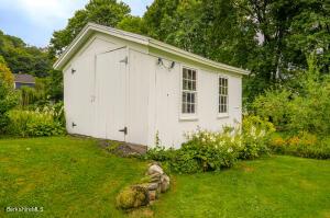 104 High St, Lee, MA 01238 photo 6