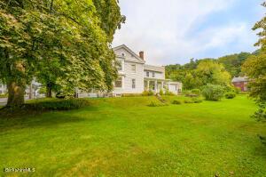 104 High St, Lee, MA 01238 photo 35