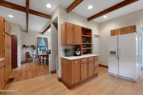 55 Franklin St, Lee, MA 01238 photo 15