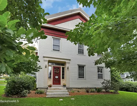 55 Franklin St, Lee, MA 01238 photo 1