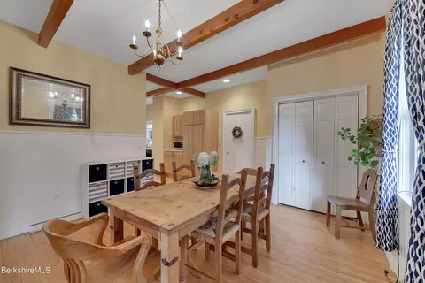 55 Franklin St, Lee, MA 01238 photo 10