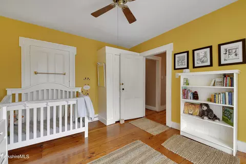 55 Franklin St, Lee, MA 01238 photo 30