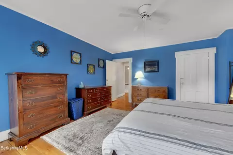 55 Franklin St, Lee, MA 01238 photo 28