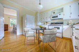 12 Whitehead Pl, Pittsfield, MA 01201 photo 20
