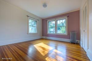 12 Whitehead Pl, Pittsfield, MA 01201 photo 33