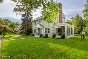 12 Whitehead Pl, Pittsfield, MA 01201 photo 3