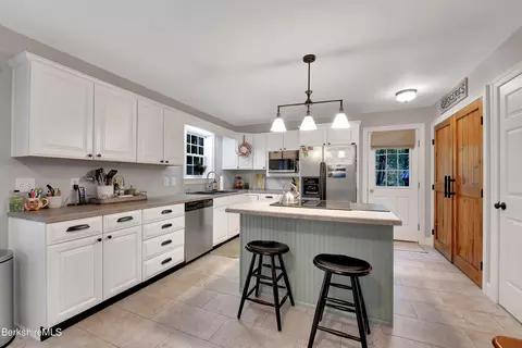 3 Ridge St, Tyringham, MA 01264 photo 9