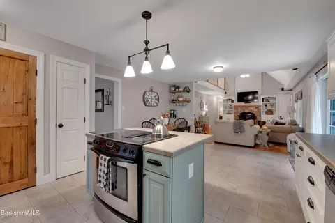 3 Ridge St, Tyringham, MA 01264 photo 11