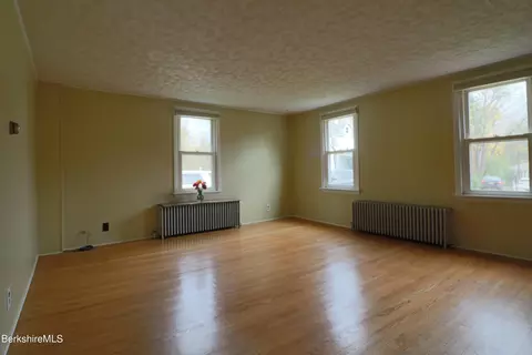 185 Prospect St, Lee, MA 01238 photo 7