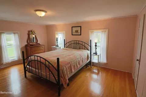 185 Prospect St, Lee, MA 01238 photo 15