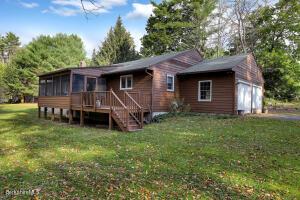 25 Pinecrest Dr, Lenox, MA 01240 photo 3