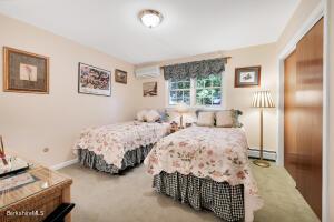 25 Pinecrest Dr, Lenox, MA 01240 photo 24