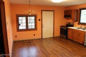 46 E Windsor Rd, Peru, MA 01235 photo 9