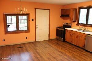 46 E Windsor Rd, Peru, MA 01235 photo 11
