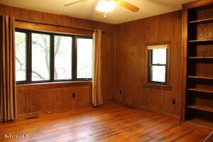46 E Windsor Rd, Peru, MA 01235 photo 12