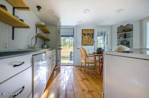 74 E Main St, Salisbury, CT 06068 photo 10