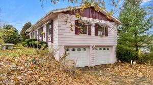 70 Prospect St, Lee, MA 01238 photo 2
